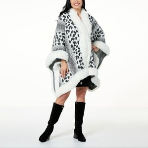 Winter wrap Kathy irland Luxurious Animal Print Faux Fur Trim Cape Coat in White